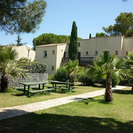 Apartment Le Centaure By Interhome Agde