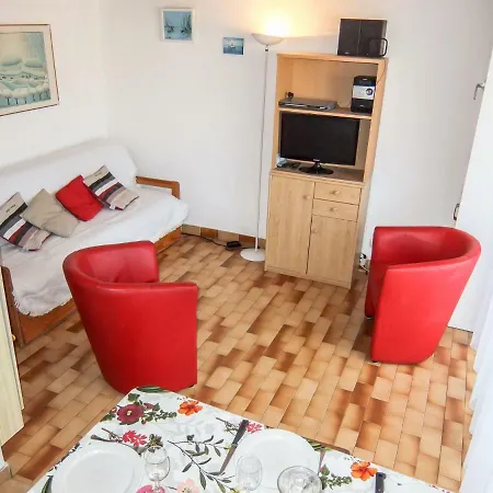 Apartment Le Centaure By Interhome Agde